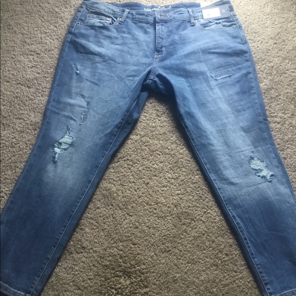 Universal Thread 20w women’s jeans NWT